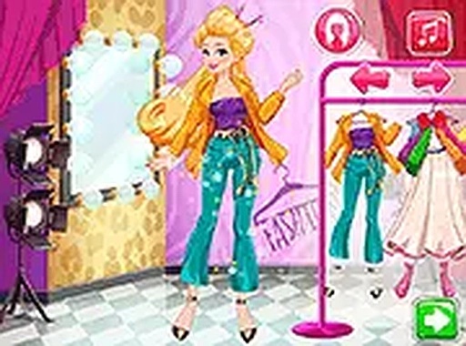 Fashion Week Dress Up Game